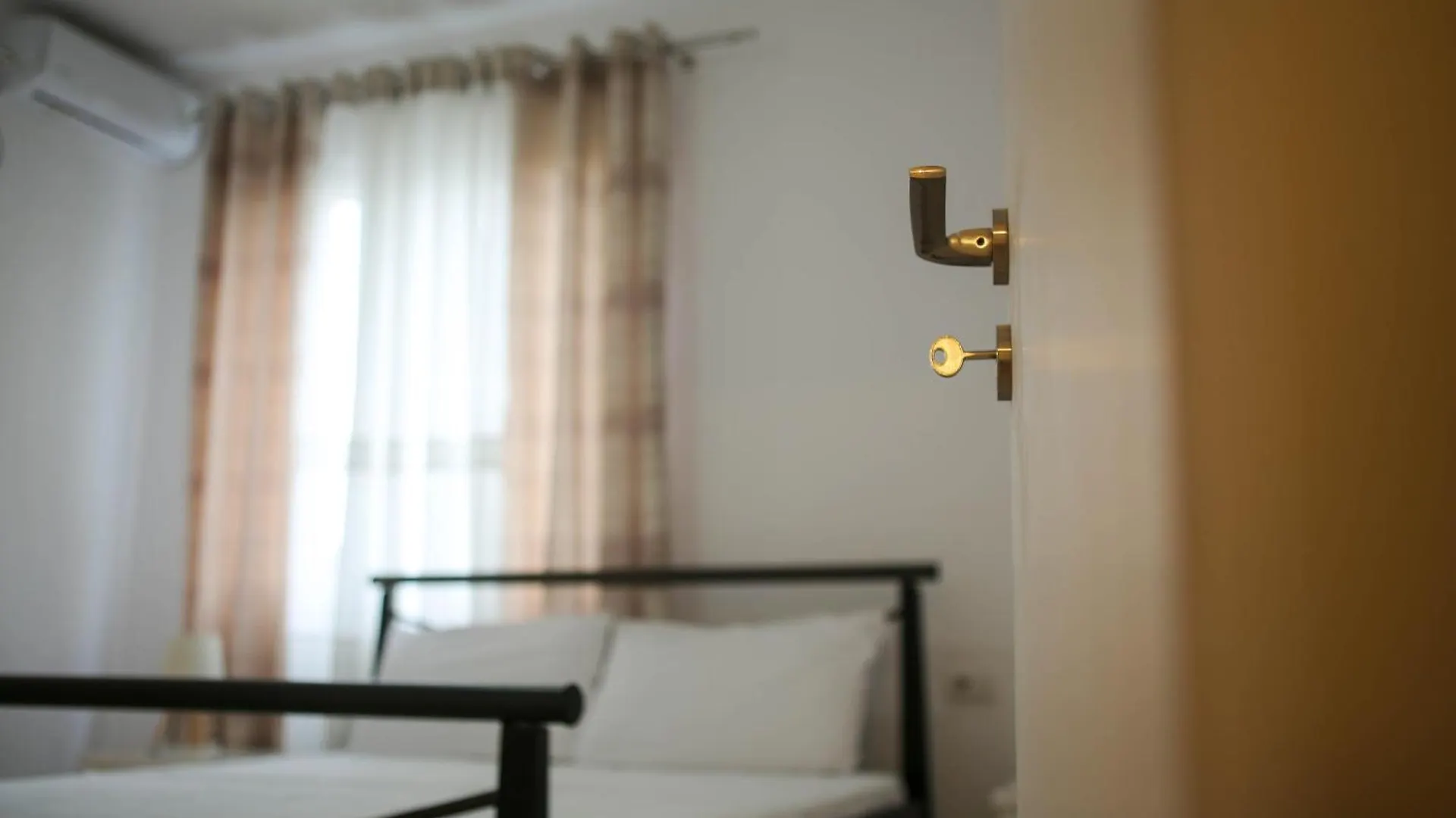 Apartment Jani Saranda Arnavutluk