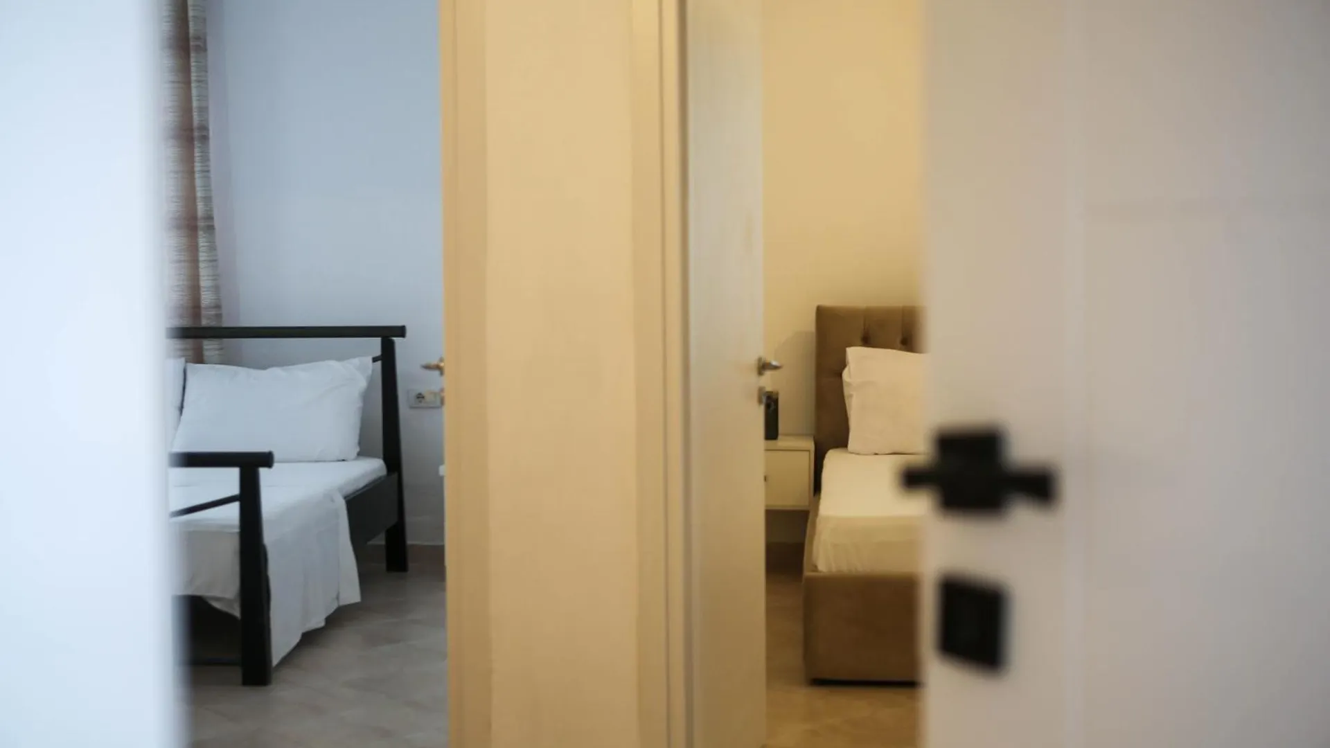 Apartment Jani Saranda 0*,